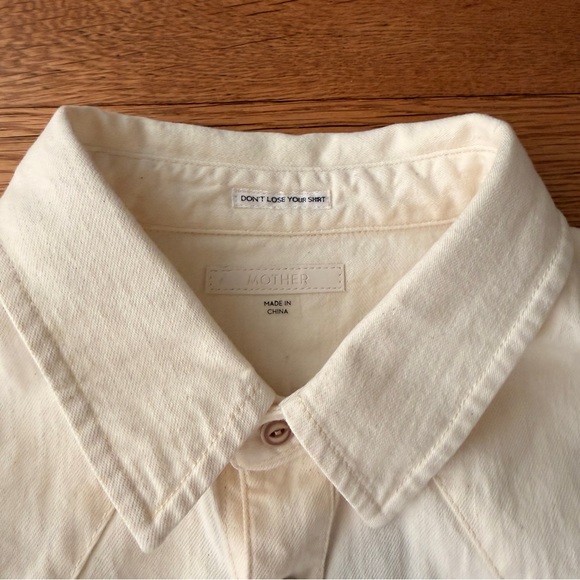 MOTHER The Super Ex's Crop Fray Buttondown Shirt - Picture 8 of 14